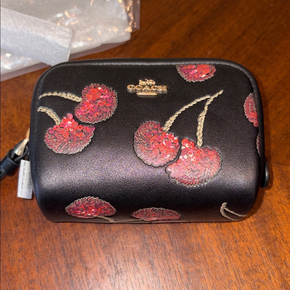 Coach wristlet pouch  black cherry print/ red/sparkles  gold tone hardware NWT - Picture 4 of 14